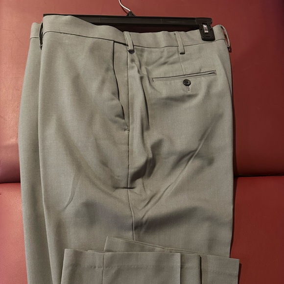 Men’s dark grey dress pants - size 40 x 29 - Picture 4 of 5